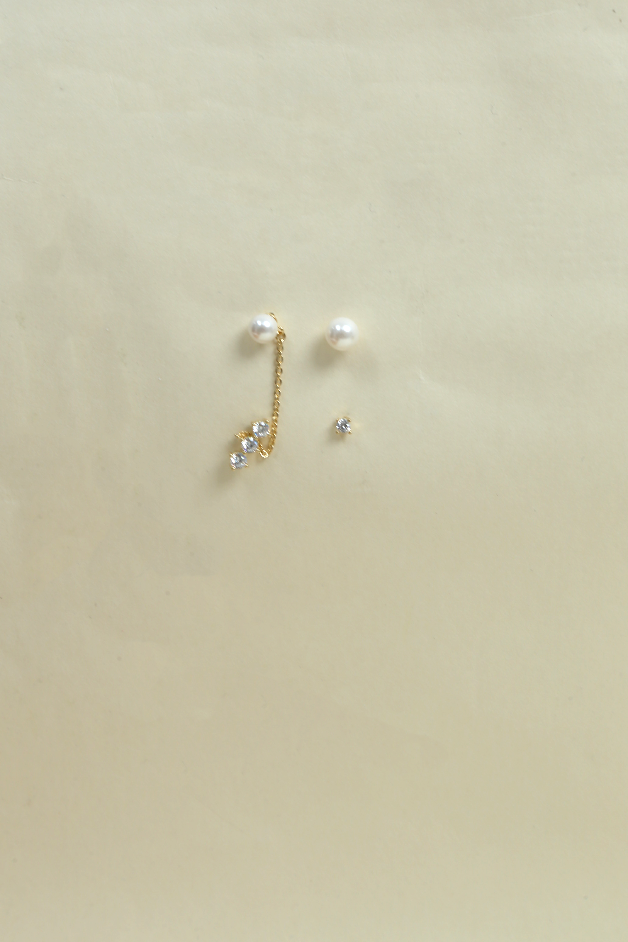 Pearl Trio Ear Studs