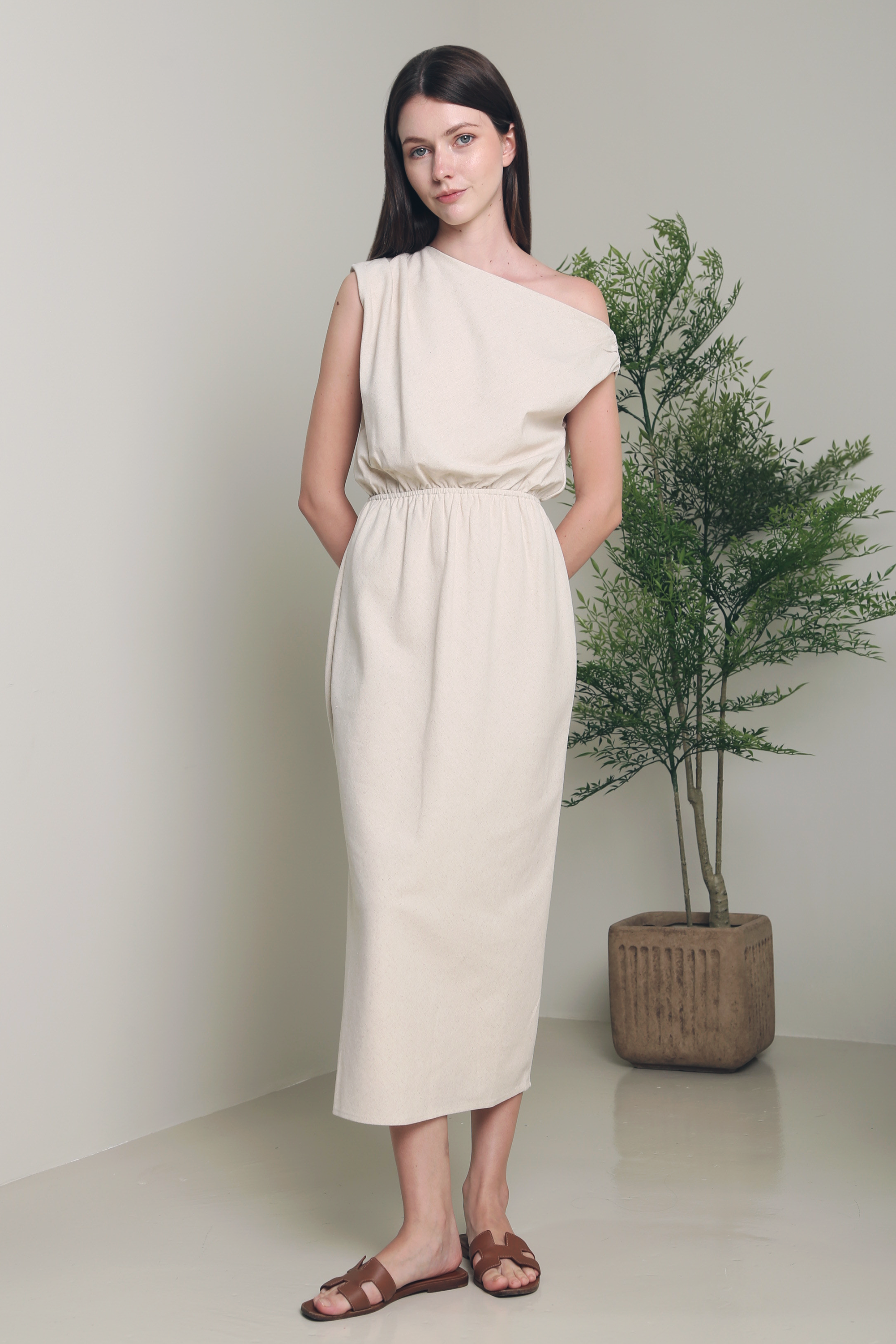 Athena One Shoulder Linen Dress Malt