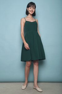 Amille Little Pleat Dress Emerald