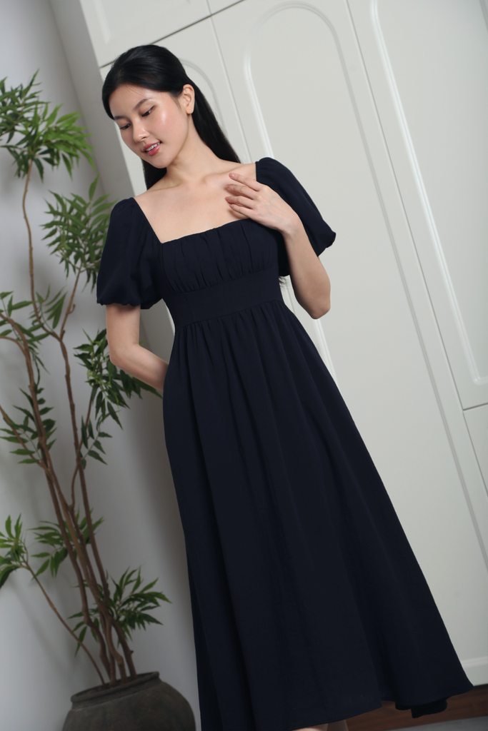 Annelise Princess Core Midaxi Dress Navy – Hollyhoque