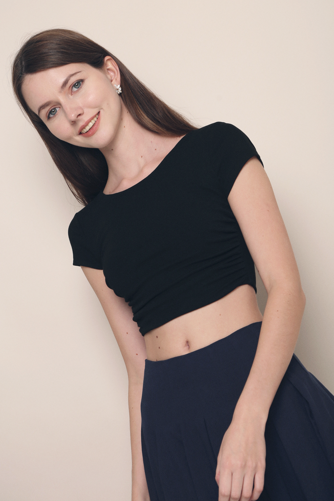 Sora Ballet Core Cropped Top Black – Hollyhoque