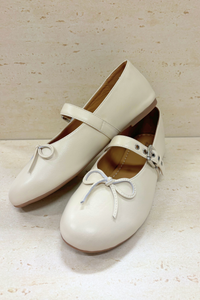 Bibi Buckle Mary Jane Flats Cream