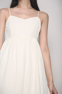 Indie Sweetheart Midi Dress Malt