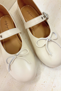 Bibi Buckle Mary Jane Flats Cream