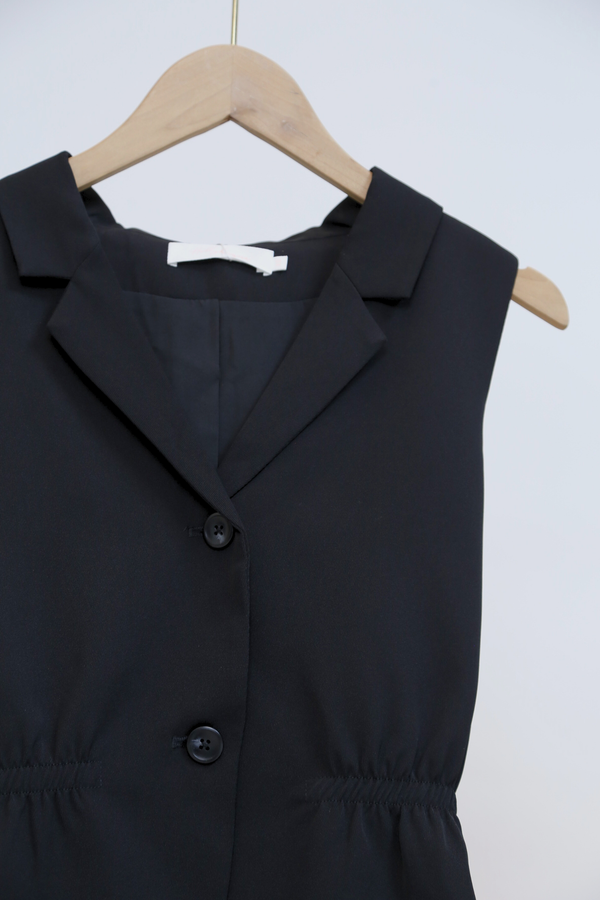 Axis Waistline Vest Top Black