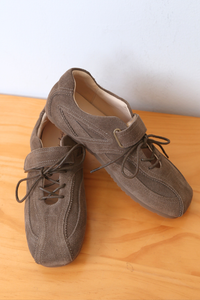 Ballet Core Lace Sneakers Brown