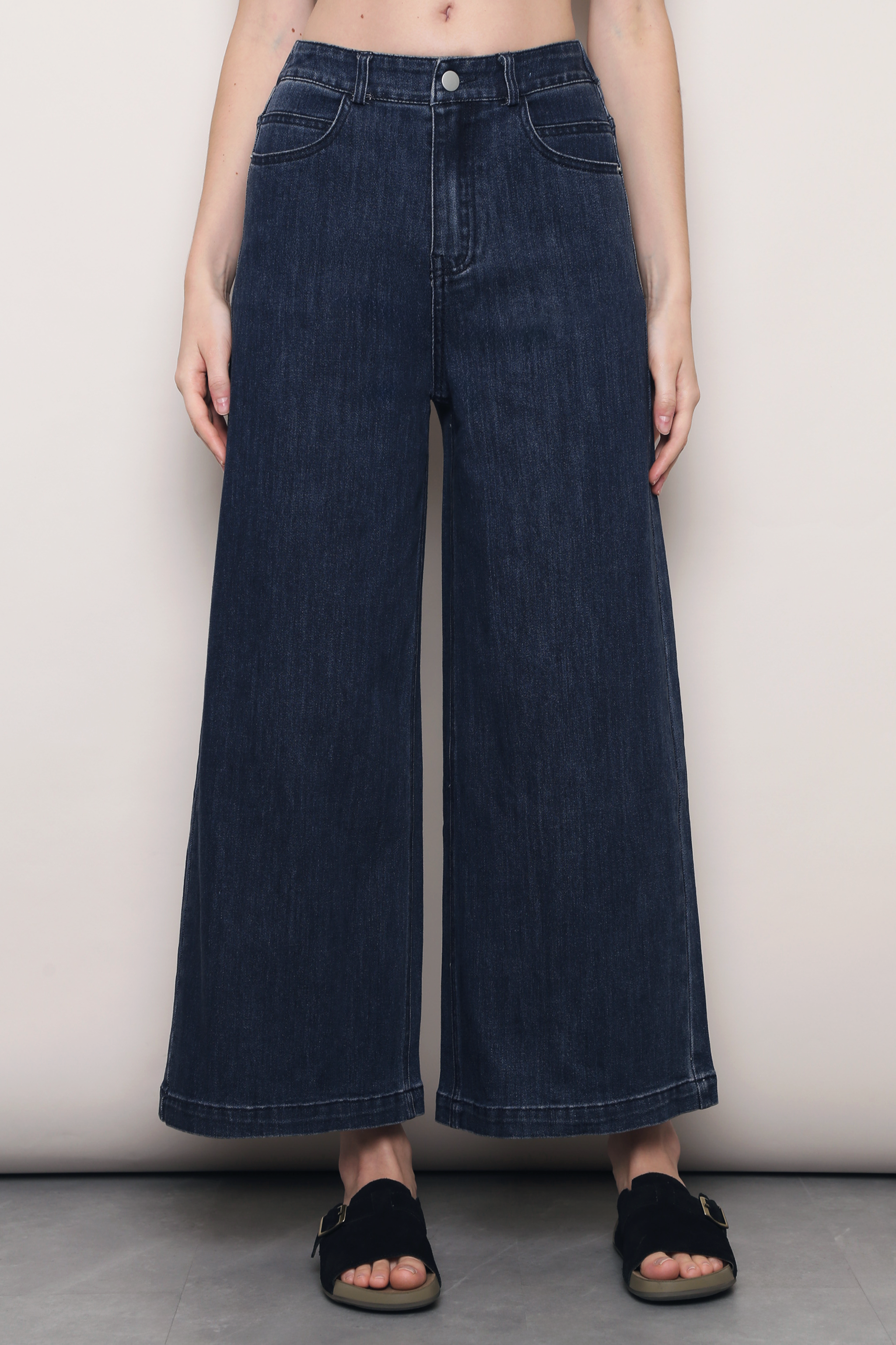 Bambi Wide Leg Jeans