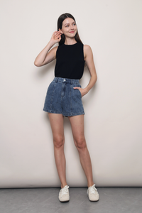 Boulevard Sleeveless Knit Vest Black