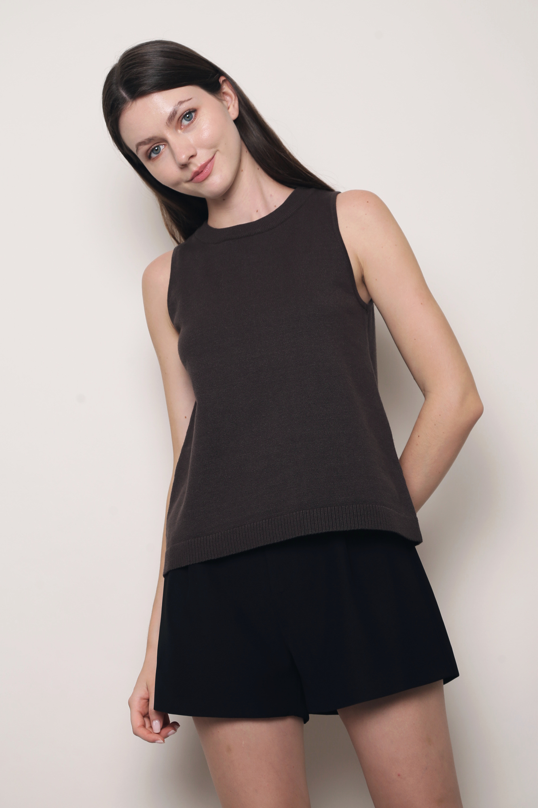 Boulevard Sleeveless Knit Vest Brown