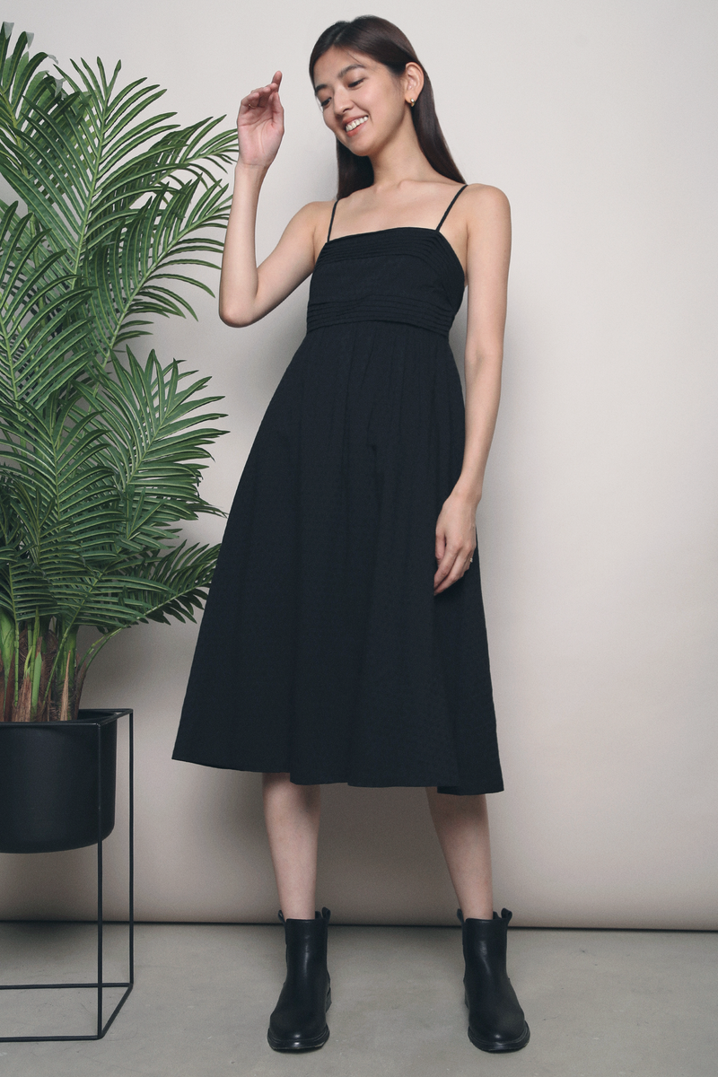 Cali Resort Midi Dress Black