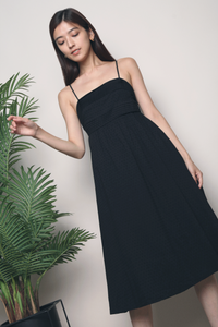Cali Resort Midi Dress Black