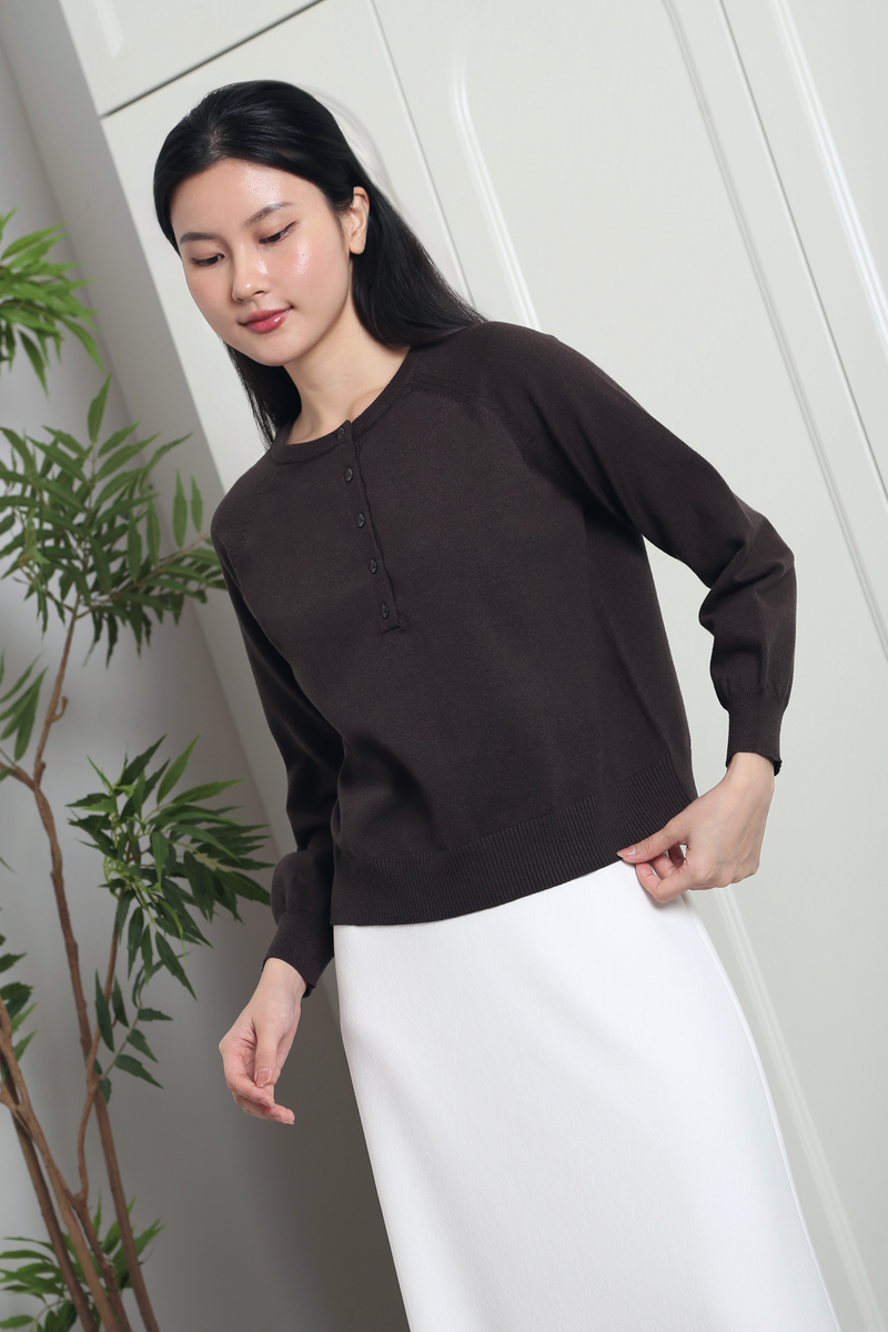 Cambridge Button Down Sweater Brown