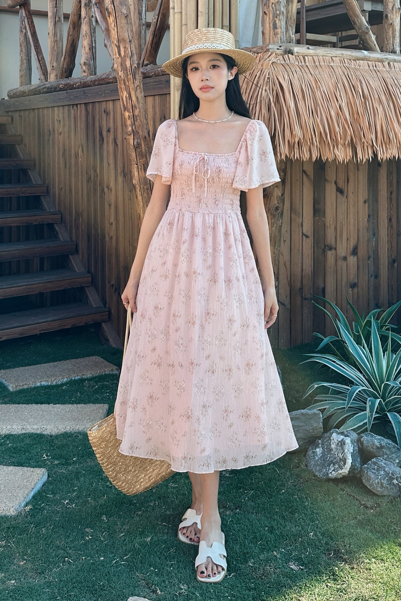 Chantilly Pleated Midaxi Dress Blush Pink  Hollyhoque