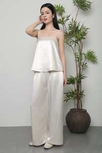 Night Fever 2-Piece Set Frosted Pearl