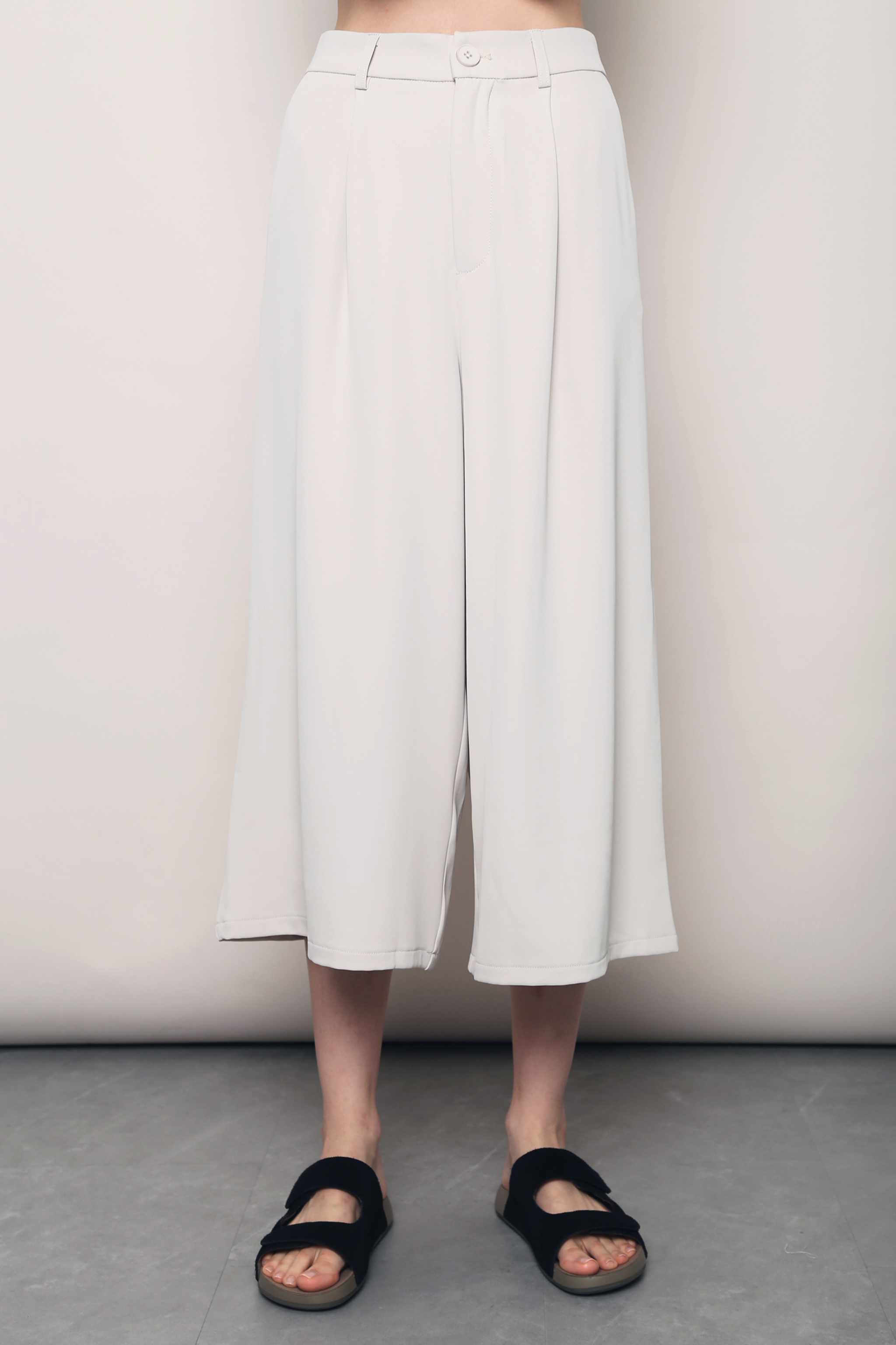 City Pleat Culottes Cream (Backorder)