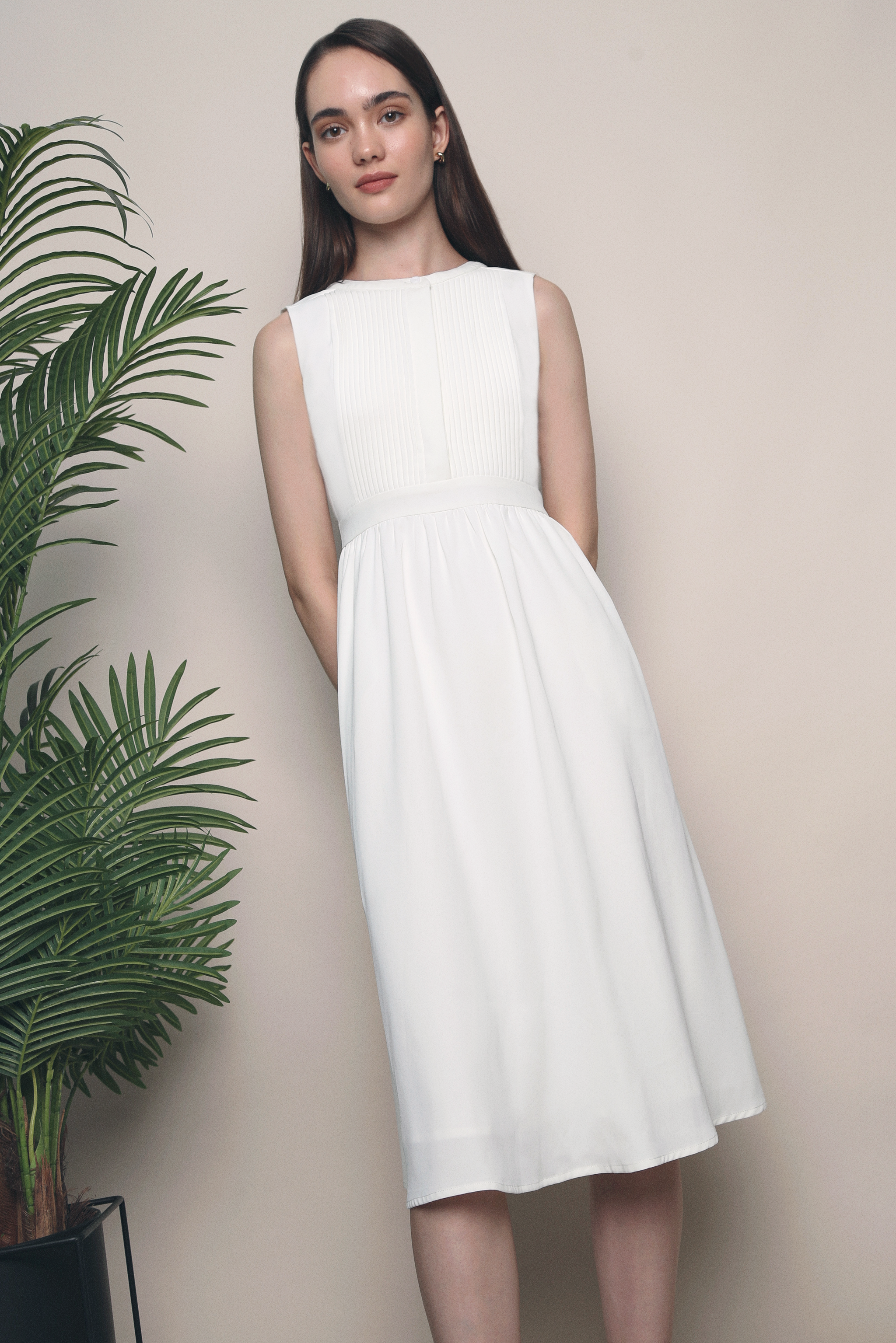 Clementine Pressed Pleat Midi Dress White