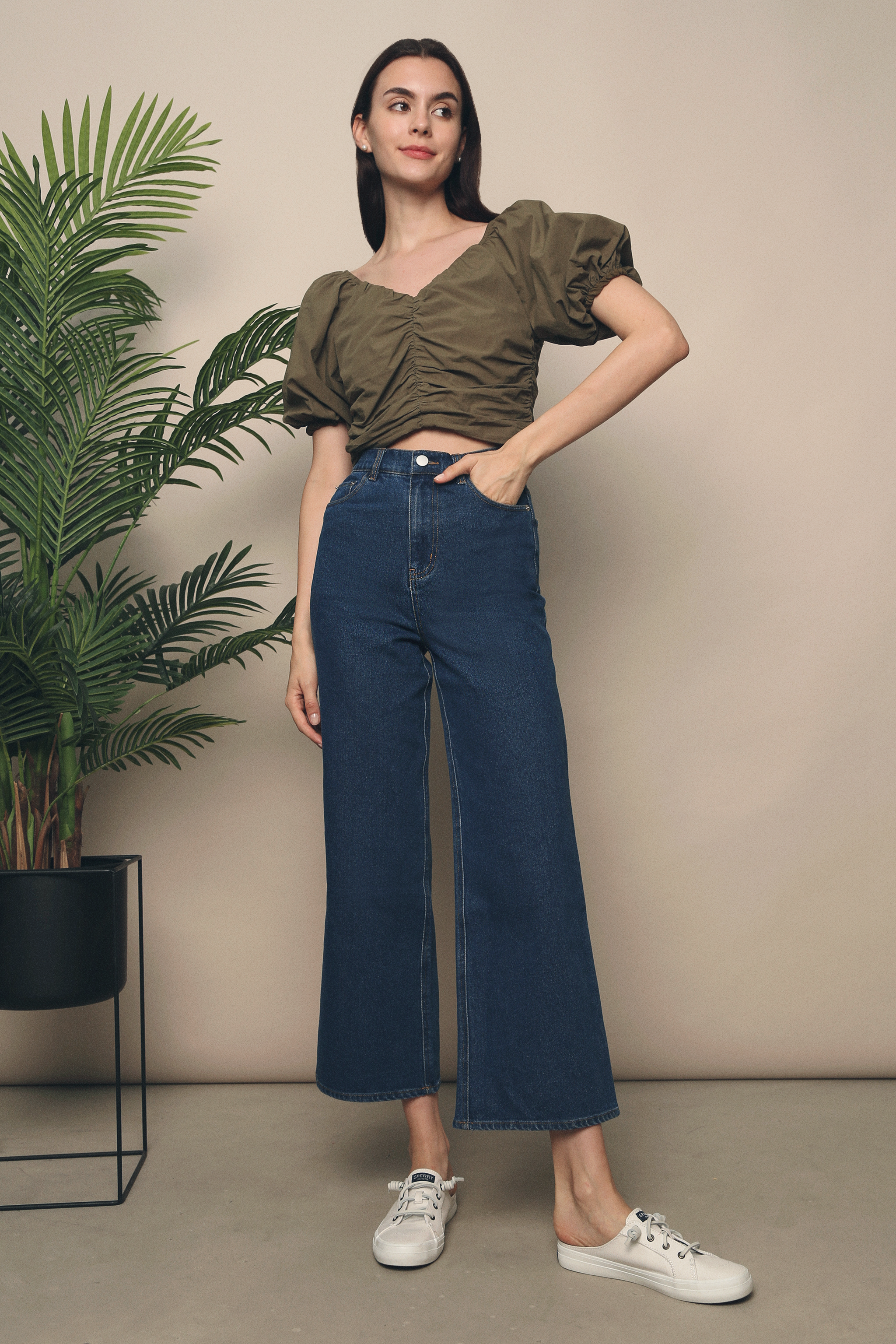 Clooney Ruche Cropped Blouse Olive