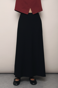 Court V2 Midi Skirt Black (Backorder)