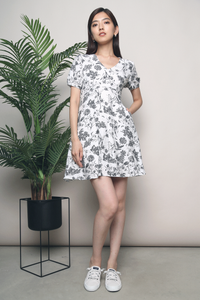 Cove Floral Skater Dress Black