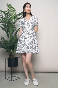 Cove Floral Skater Dress Black