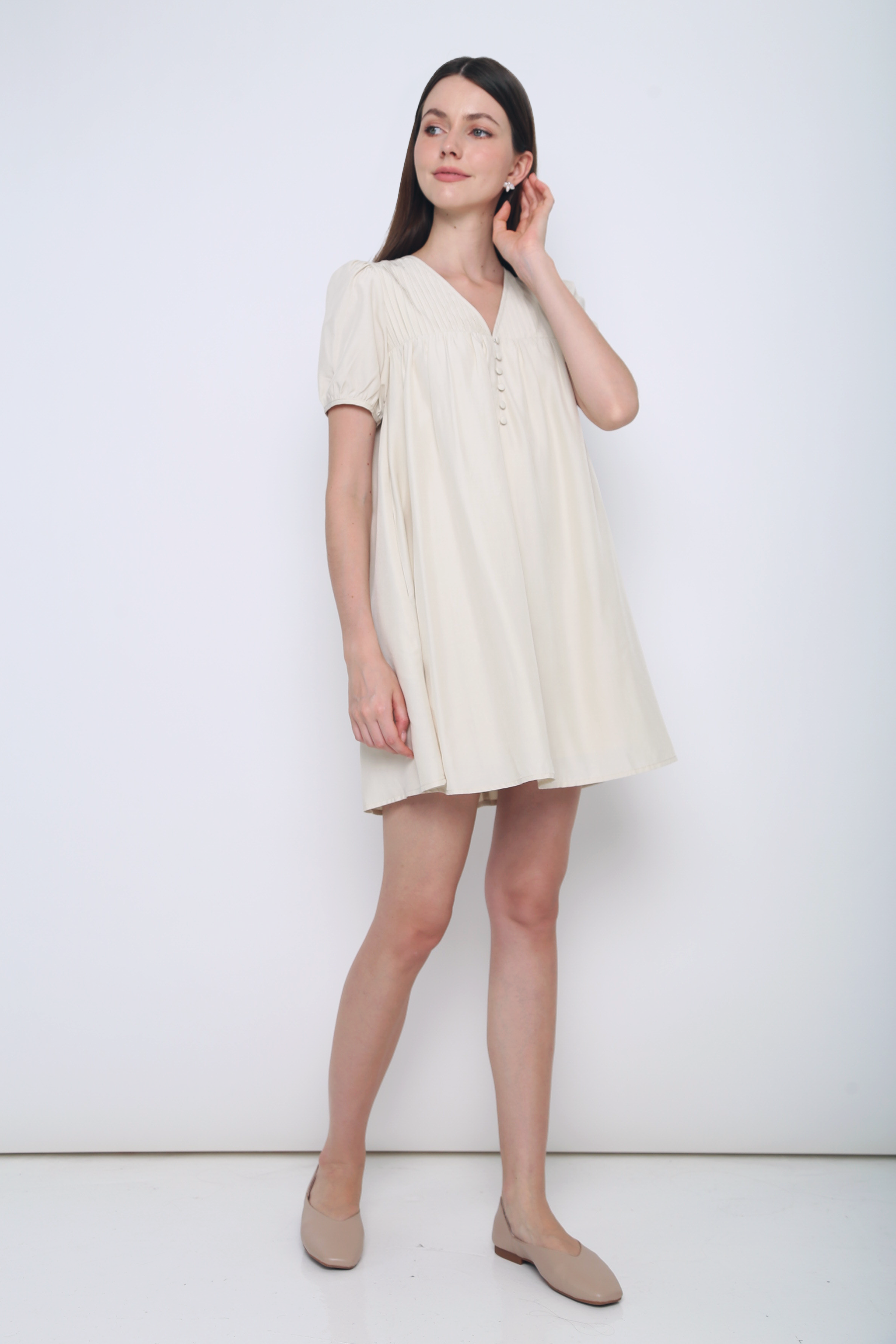 Dove Pleat Dress Cream