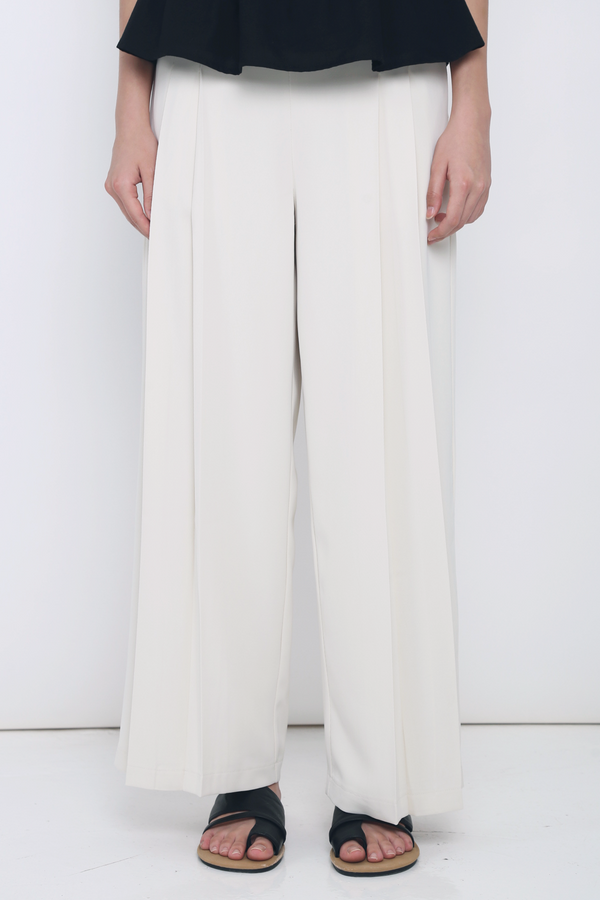 Eulalie Pleated Smart Pants Cream