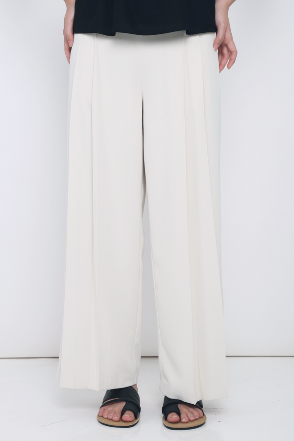Eulalie Pleated Smart Pants Cream