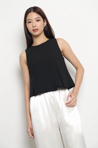 Everleigh Pleat Babydoll Top Black