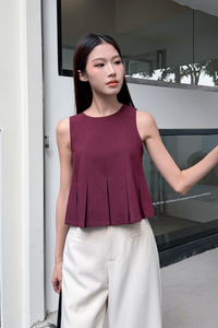 Everleigh Pleat Babydoll Top Wine (Backorder)