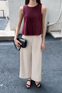 Everleigh Pleat Babydoll Top Wine (Backorder)