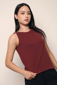 Fortune Buckle Sleeveless Top Wine