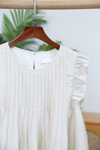 Gentle Pleat Sleeveless Top Cream
