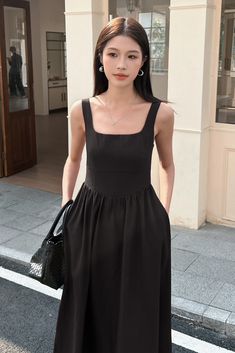 Georgia Square Neck Midaxi Dress Black Hollyhoque Georgia Square Neck Midaxi Dress Black Hollyhoque