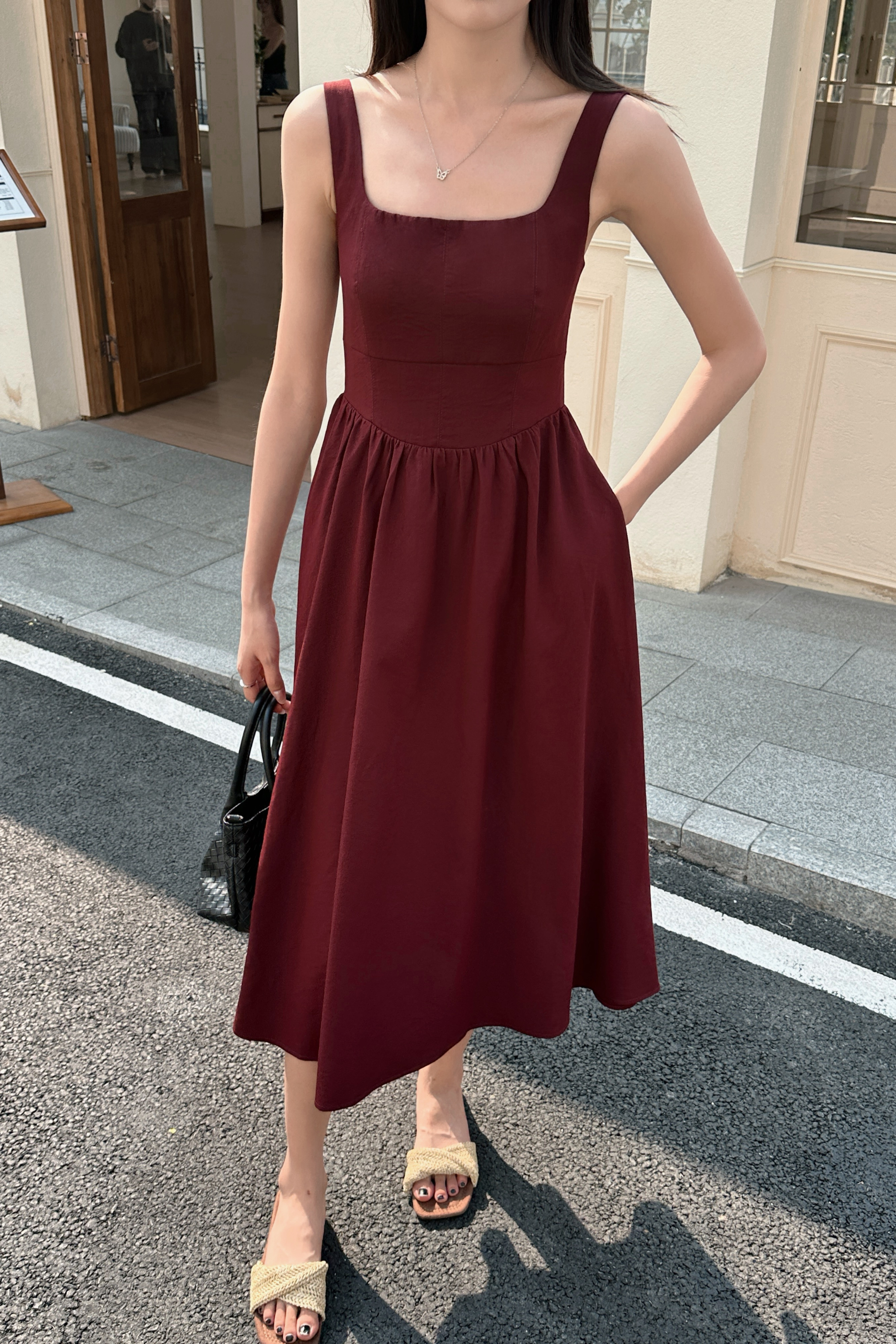 Georgia Square Neck Midaxi Dress Burgundy Hollyhoque Georgia Square Neck Midaxi Dress Burgundy Hollyhoque