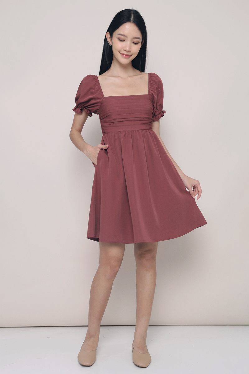 Gweneth Ruche Babydoll Dress Pomegranate