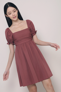 Gweneth Ruche Babydoll Dress Pomegranate
