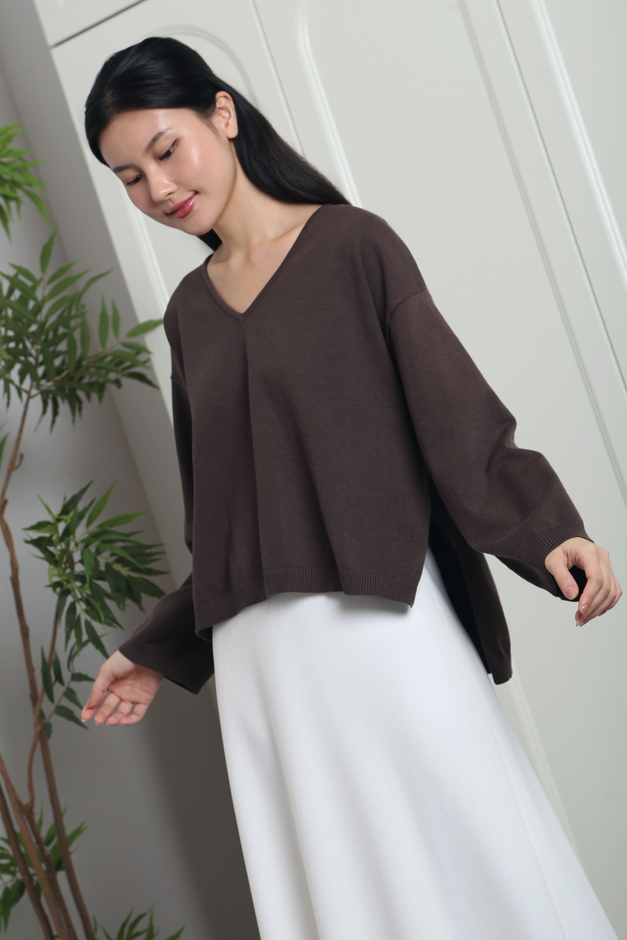 Harris Oversized V-Neck Knit Top Chestnut Brown