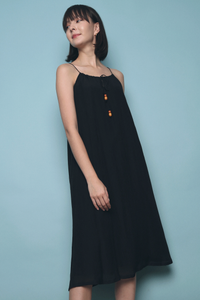 Injeo Textured Midi Dress Black