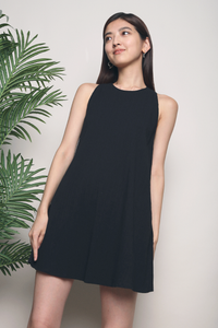 Novine Textured Shift Dress Black