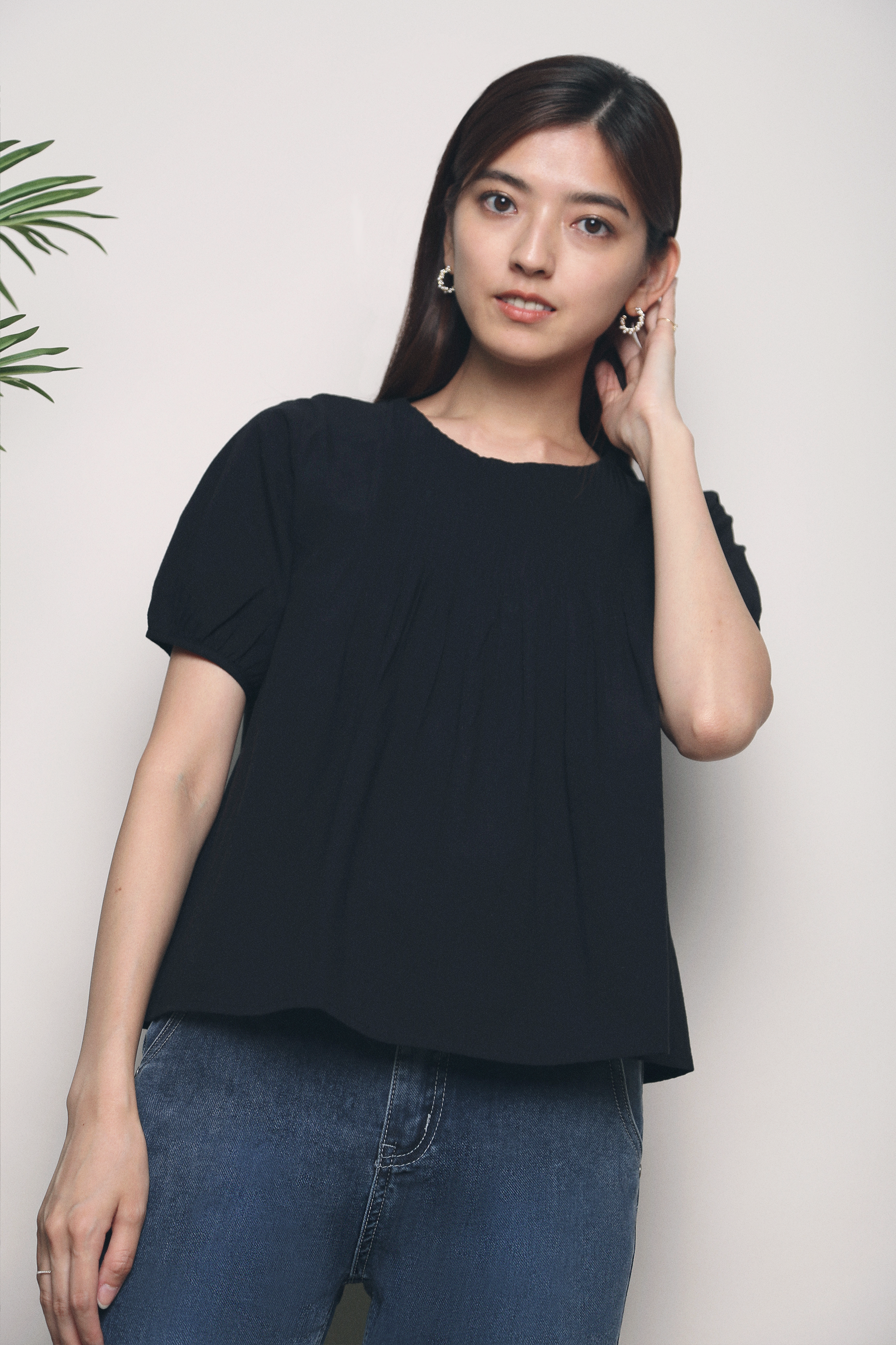 Clari Pleat Around Blouse Black