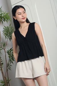 Kellyn Ruche Babydoll Top Black