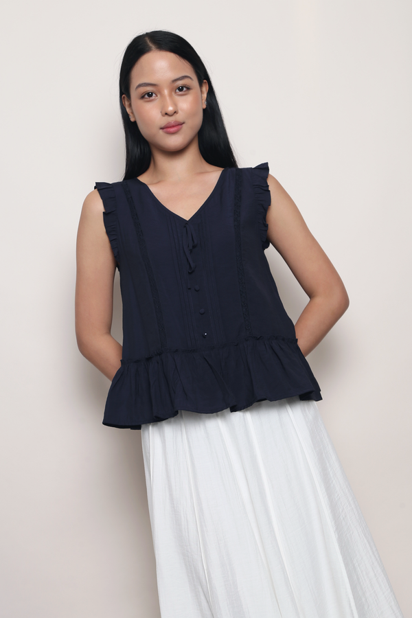 Lover’s Lane Ruffle Top Navy