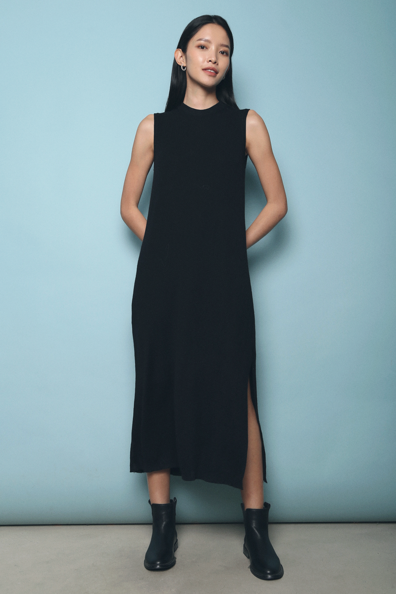 Lucinth Knit Maxi Dress Black