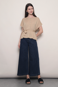 Manhattan Button Down Knit Blouse Soft Caramel