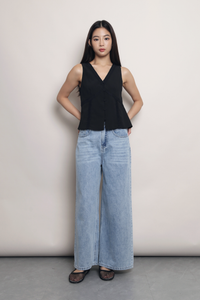 Perfect Form Lace Shift Blouse Black (Backorder)