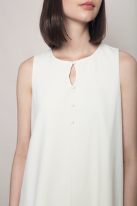 Pretty Mood Keyhole Shift Dress Ivory