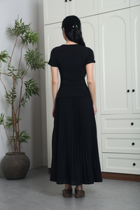 Regal Ruche Milky Tee Black