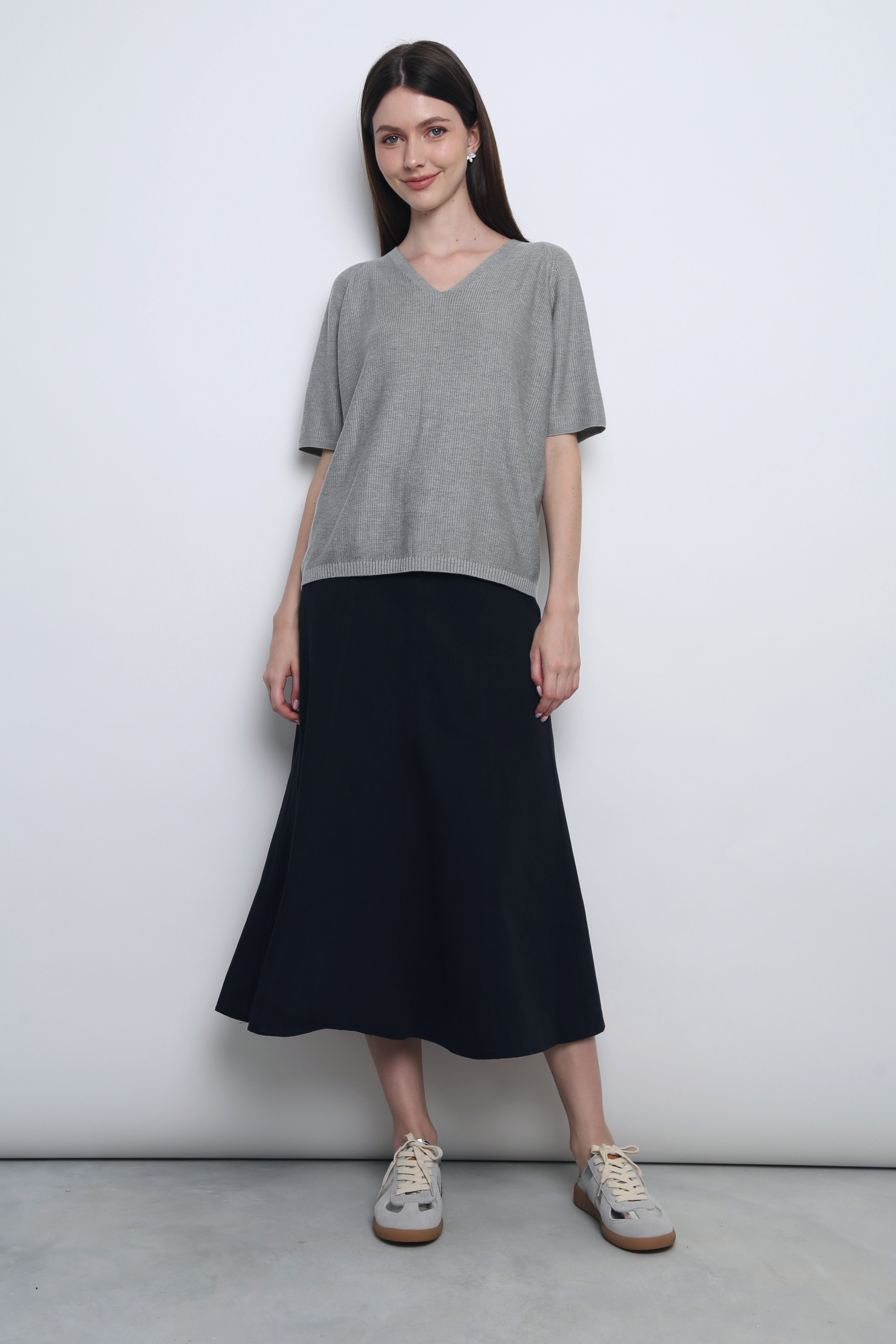 Seychelles Scallop Knit Blouse Grey