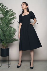 Liza Square Neck Midi Dress Black