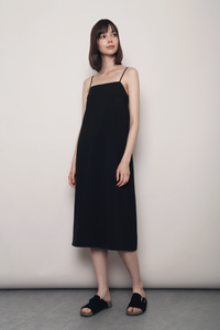 Signature Column Midi Dress Black